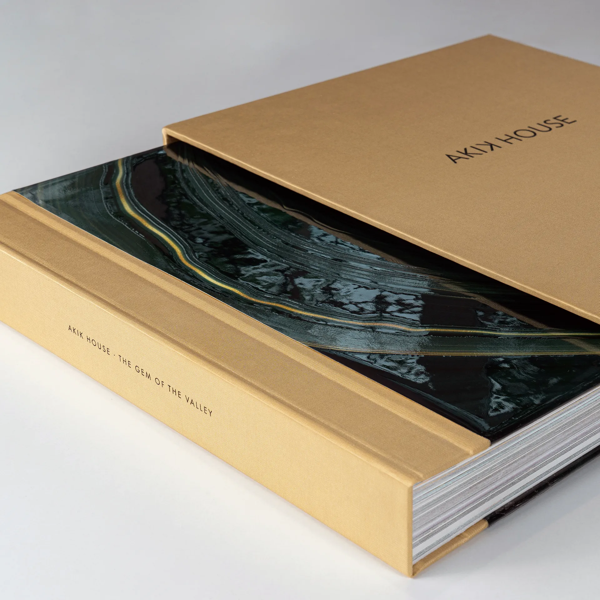Villa Alsancak Cyprus Branding Creatividad