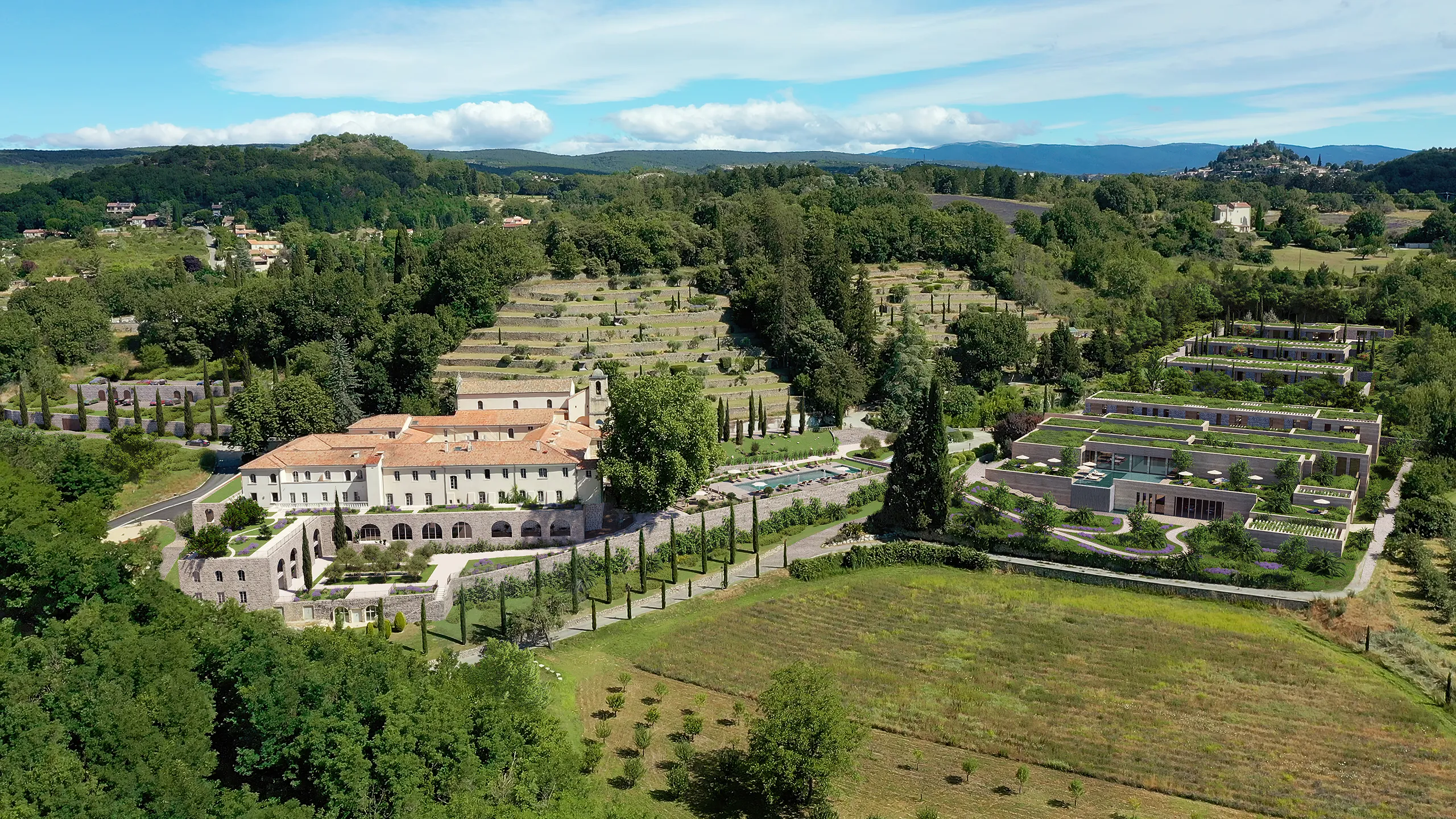Hotel Couvent Mane Francia Vista aerea Inmobiliario renders